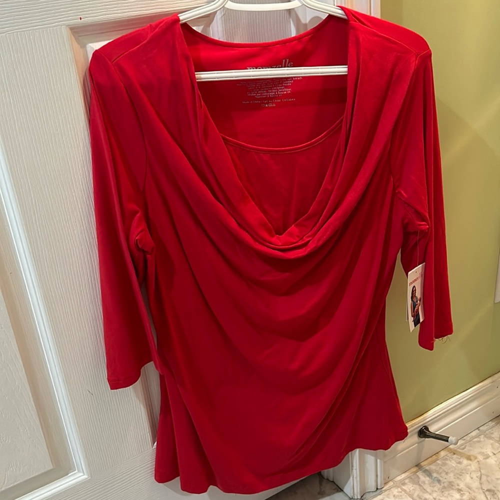New momzelle top size large